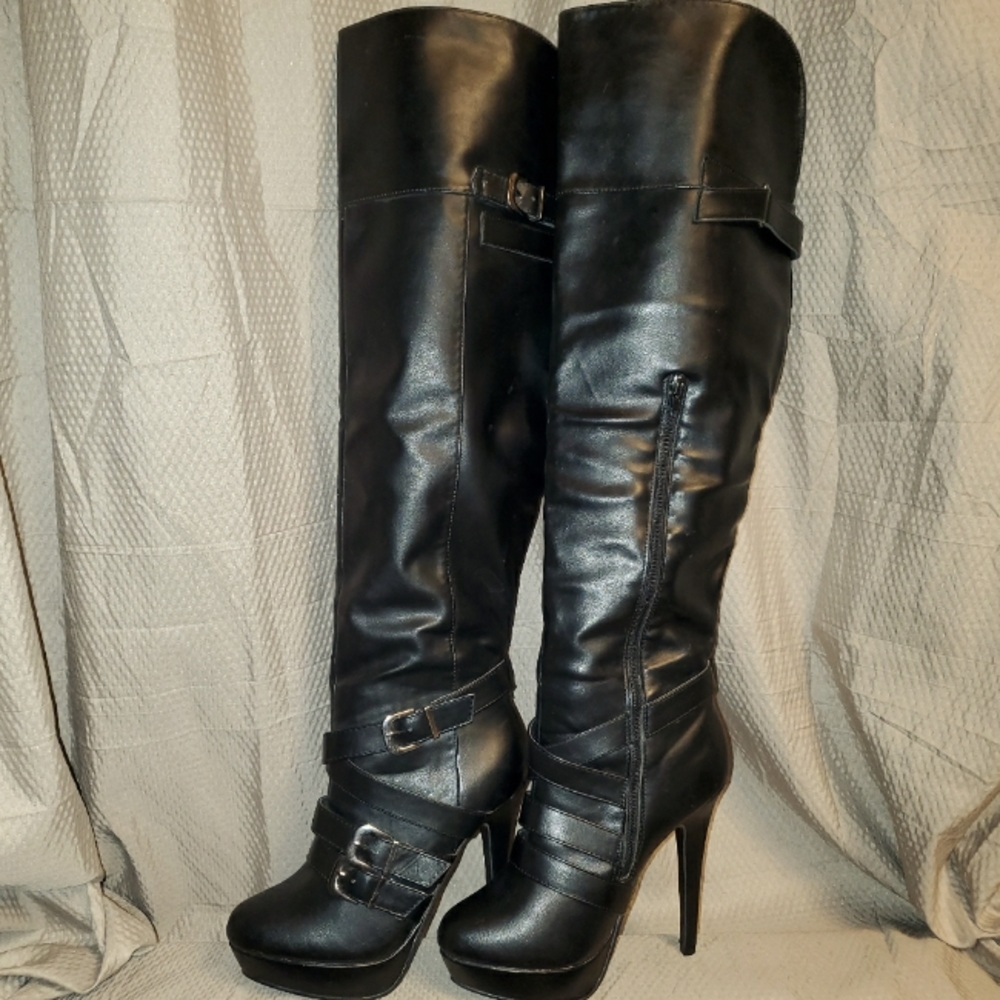 SHI By JOURNEYS OVER THE KNEE BLACK HEELED BOOTS
